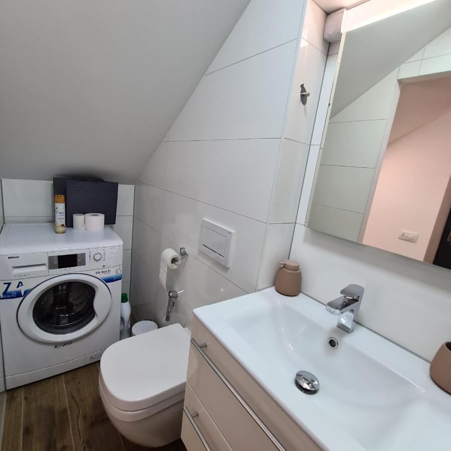 Apartment Dinlux Maribor Exterior photo